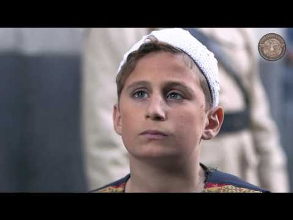 محاولة زمرد بالخروج من الحارة ـ مقطع من مسلسل ا...