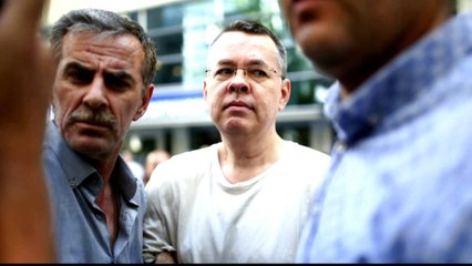 US threatens to sanction Turkey over detained American preacher