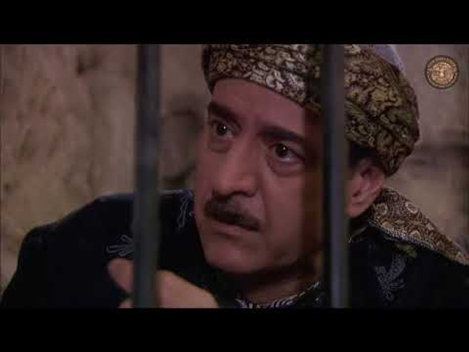 ابو كامل يقبل يد ابو جابر -مسلسل الغربال -الجزء...