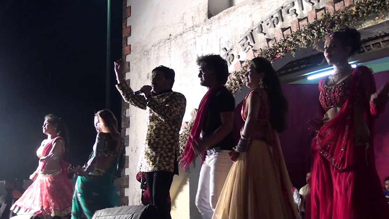 लॉलीपॉप लागेलू - Pawan Singh  Bhojpuri Hit Songs HD