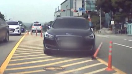 비탈길 굴러가는 차량 순찰차로 막은 경찰 / YTN