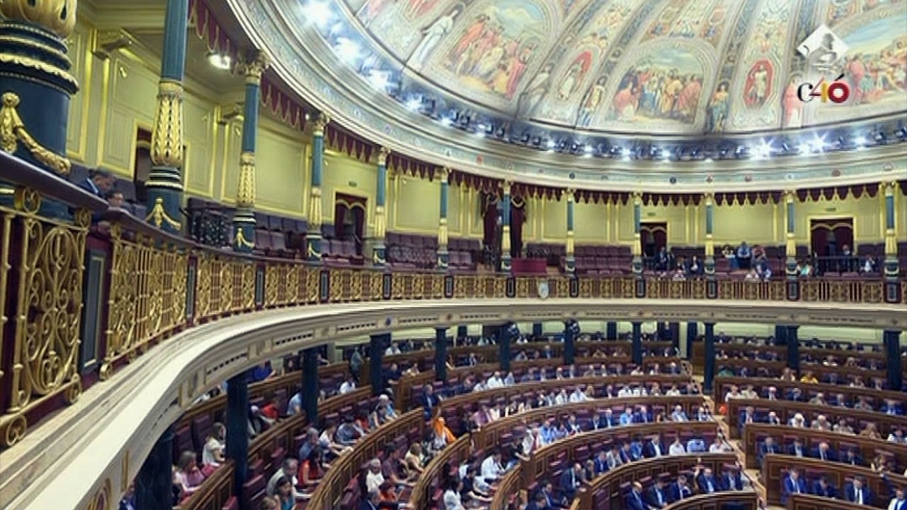 El Congreso rechaza los objetivos de déficit propuestos por Sánchez