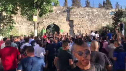 -  Mescid-i Aksa'nın kapıları yeniden açıldı