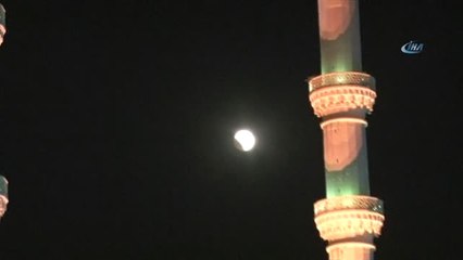 Yüz Yılın En Uzun "Kanlı Ay" Tutulması Ankara Semalarından İzlendi