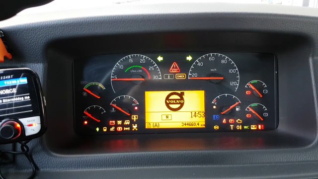 Volvo B12BLE-8700 DH12 Revving