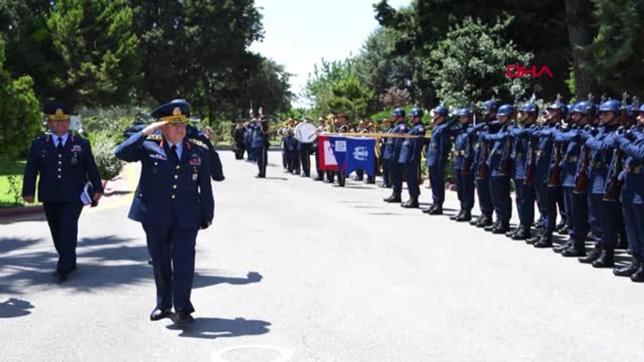 İzmir Genelkurmay Başkanı Güler, İzmir'deki Birlik ve Karargahları Denetledi