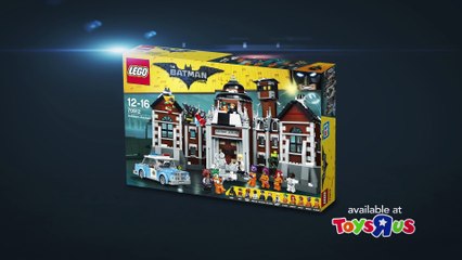 Behind The Bricks_ The LEGO Batman Movie Arkham Asylum Set