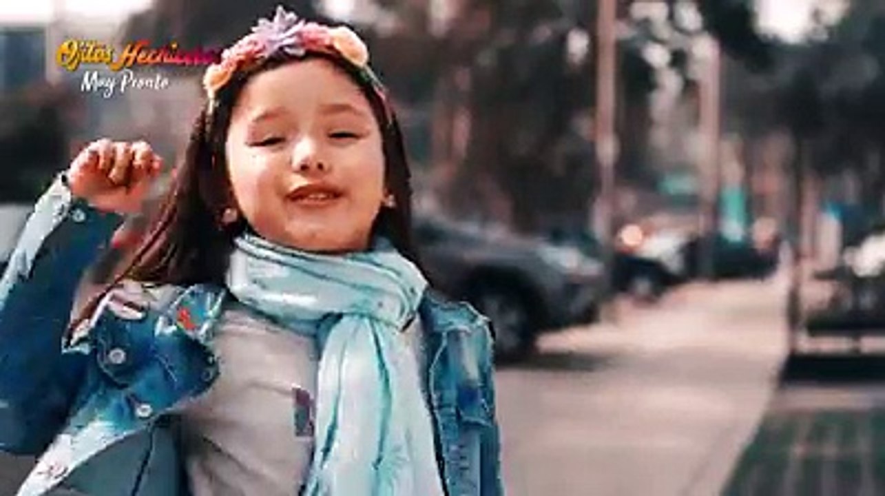 "Esos tus ojitos lindos hechiceros..."MUY PRONTO: #Estrellita te "hechizará ✨" con su dulzura, y sobre todo su historia ❤. ¡Un pequeña que canta con el CORAZÓN