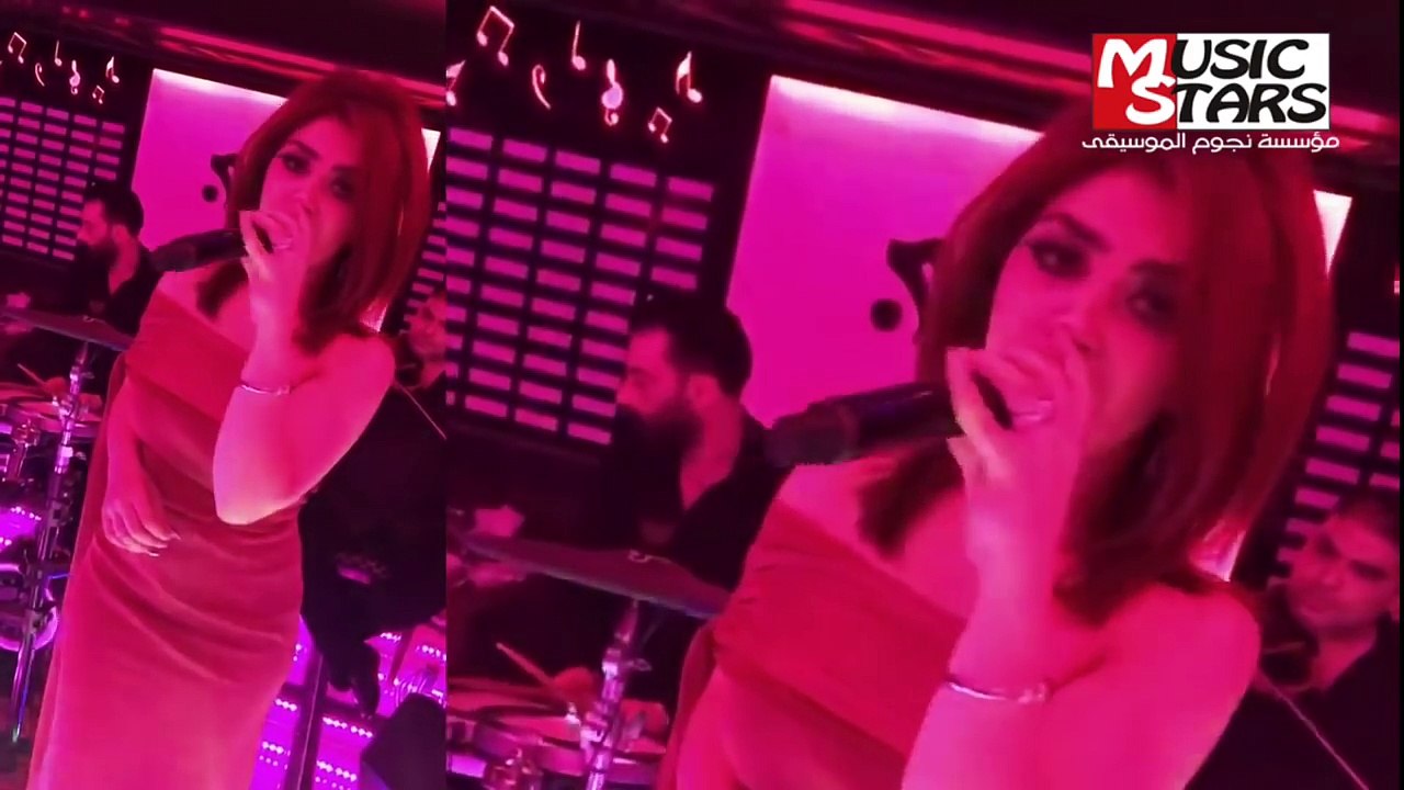 اسراء الاصيل تشعل قاعه جنين برومانسيتها و احساسها و تغني ابي اشوف - Israa Al-aseel