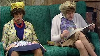 Monty Python's Flying Circus The British Showbiz Awards S03E13