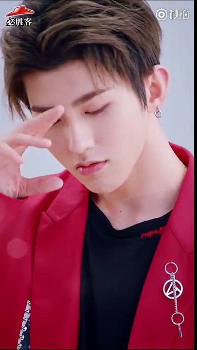 [180520] Cai Xu Kun蔡徐坤 with PIZZA HUT