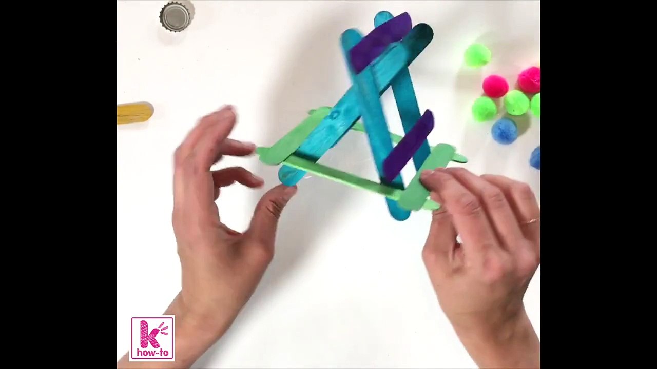 Kazoo How-To: Pom Pom Catapult