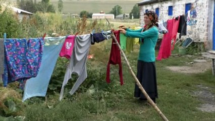 Kars’ta, tek odada yaşam mücadelesi veriyor