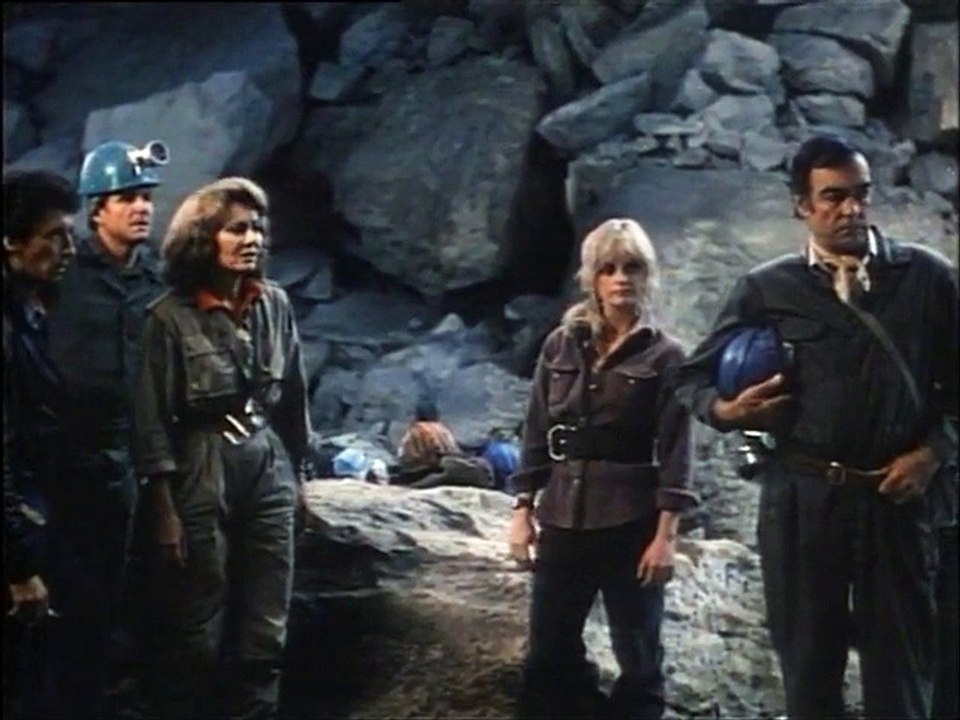 What Waits Below (1985) Part 1/2 Horror Movie part 2/2
