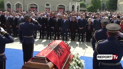 Adem Demaçi përcillet për në banesën e fundit, Meta: Mandela i Ballkanit, do mbetet i përjetshëm