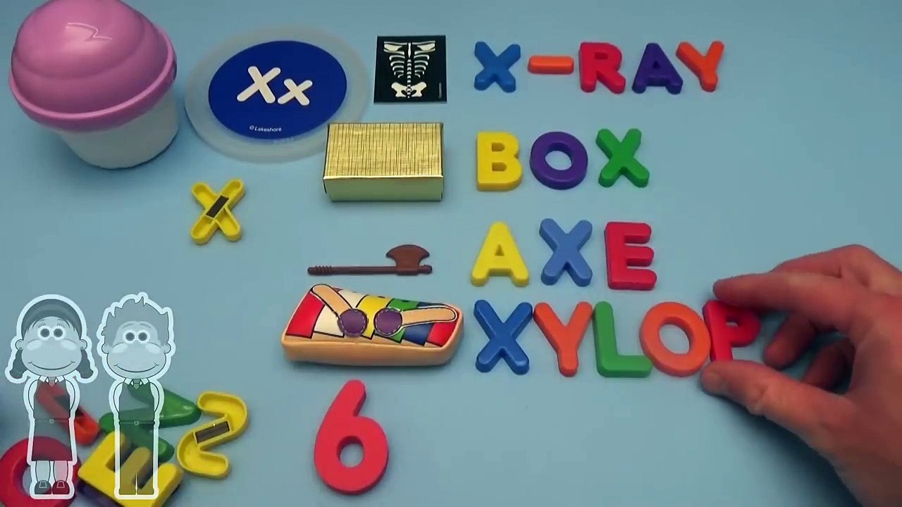 Disney Minnie Mouse Surprise Egg Learn A Letter! Spelling Words that Start with the Letter