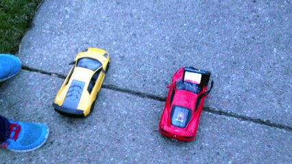 RC Ferrari 458 Vs. Lamborghini Murcielago Sv