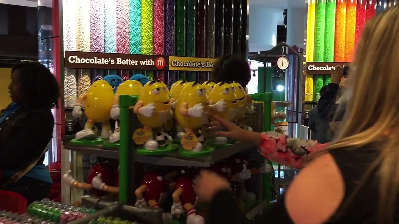 Discovering M&Ms world Store in NYC
