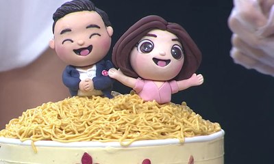 Kue Ini Berbentuk Makanan