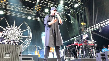 Slimane dit « demat » au festival breton de Buguélès