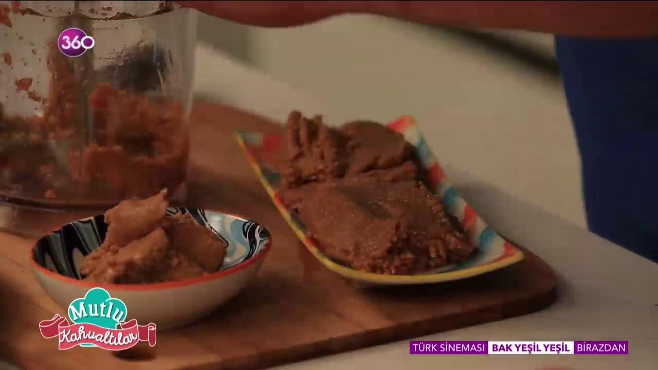 Mutlu pazarlar, nefis bir pankek yapmayı düşünenler için işte tarifi