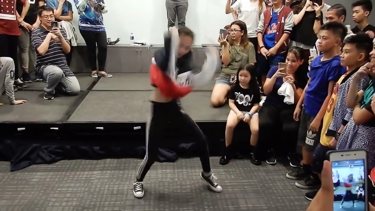AC Bonifacio - _Mi Gente_ (Dance Workshop Routine) @ SMX Convension Center [HD]