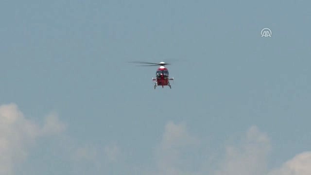 Çinli Turistleri Taşıyan Otobüs Kaza Yaptı: 2 Ölü - Yaralının Helikopterle Getirilmesi