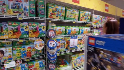 LEGO at Toys R Us Great World City!