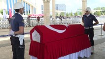 TBMM Başkanı Yıldırım, şehit polis Şahin'in cenaze törenine katıldı - ANKARA