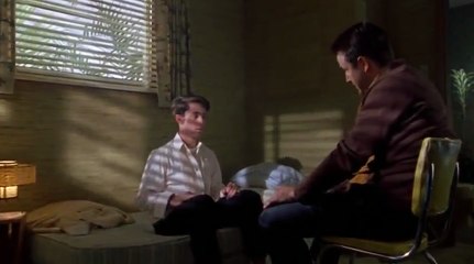 Stealing Sinatra  2003     Part 02