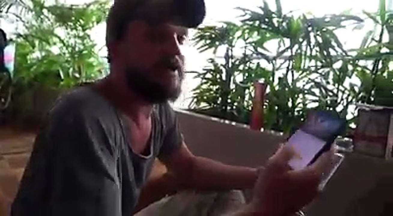 Друзья, вы уже успели воспользоваться нашим новым, классным сервисом - QR платежи от QAZKOM?Напоним, что оплачивая покупки за товары, используя QR платежи, вы