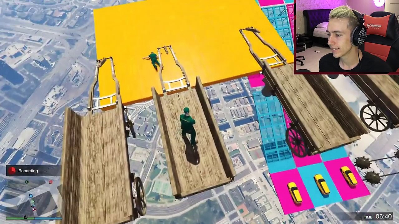 SKY HIGH DANGER RUN!
