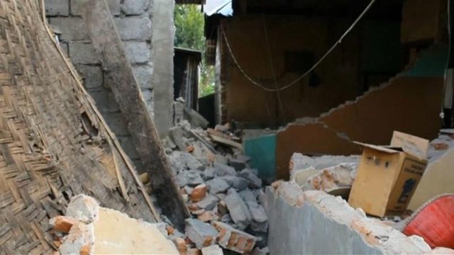 14 killed in Indonesian earthquake