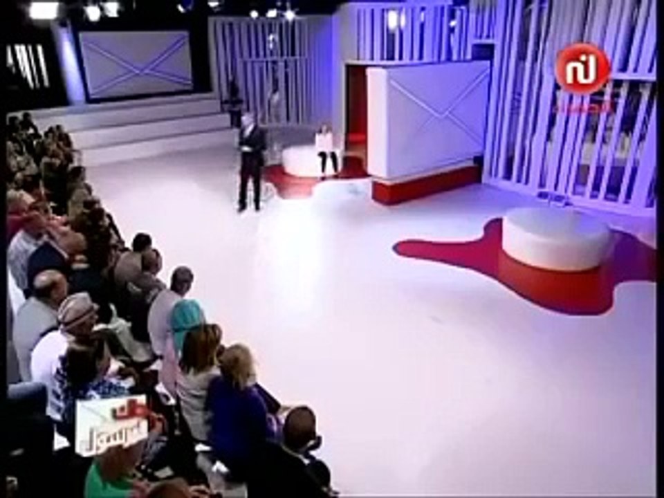 جاك المرسول -- قصة مؤثرة لأم جزائرية تلتقي ابنها الفرنسي لاول مرة