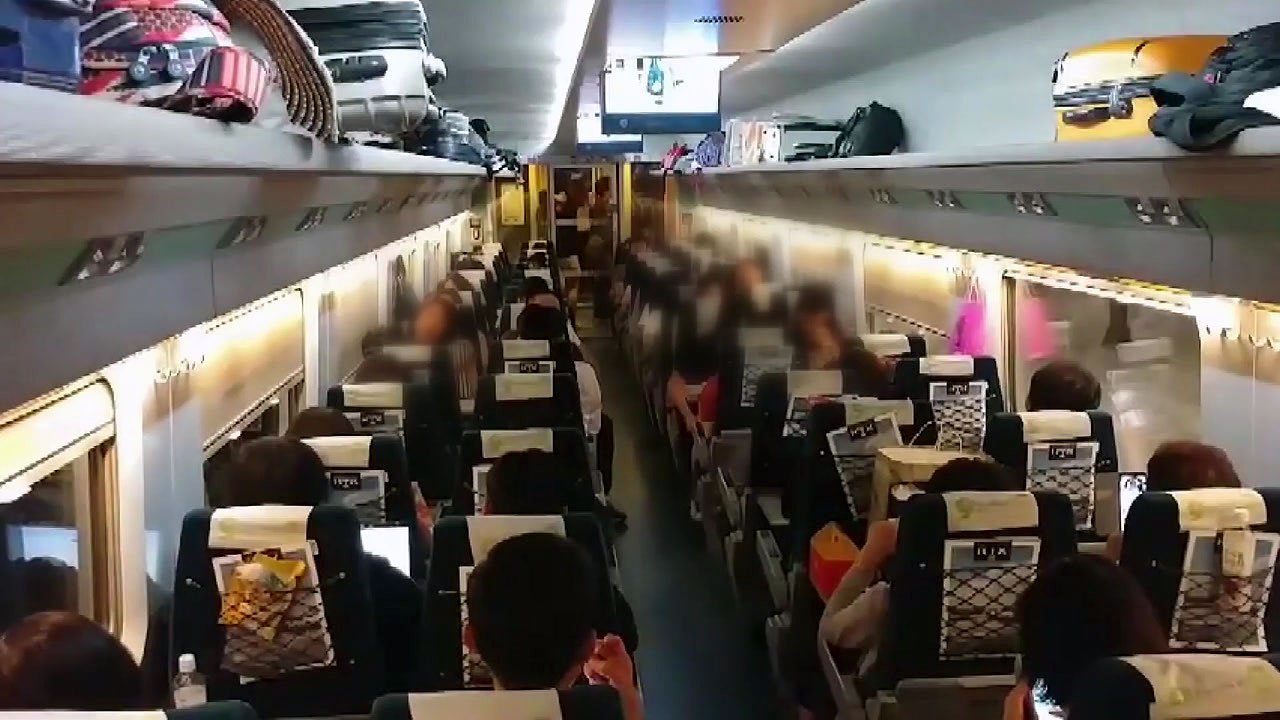 통신장애로 KTX·SRT 무더기 운행 지연...승객 수천 명 불편 / YTN