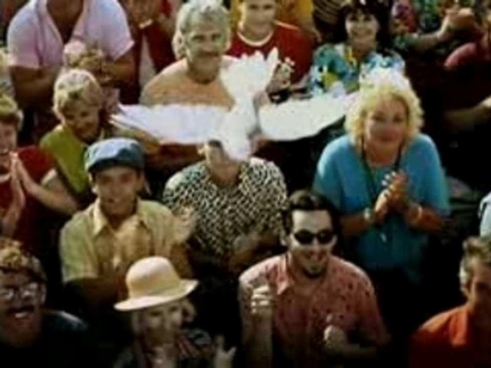 Mars Attacks! (Theatrical Trailer)