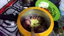 Como Fazer Carne de Panela   com mandioca igual da Vovó - Receita Prática  Culinária em Casa