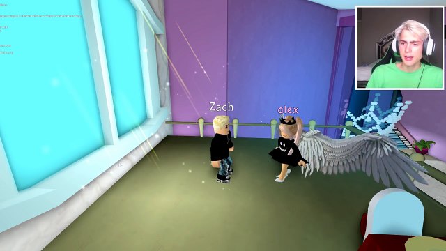 I Snuck Out With My Crush... | Roblox Royale High Roleplay