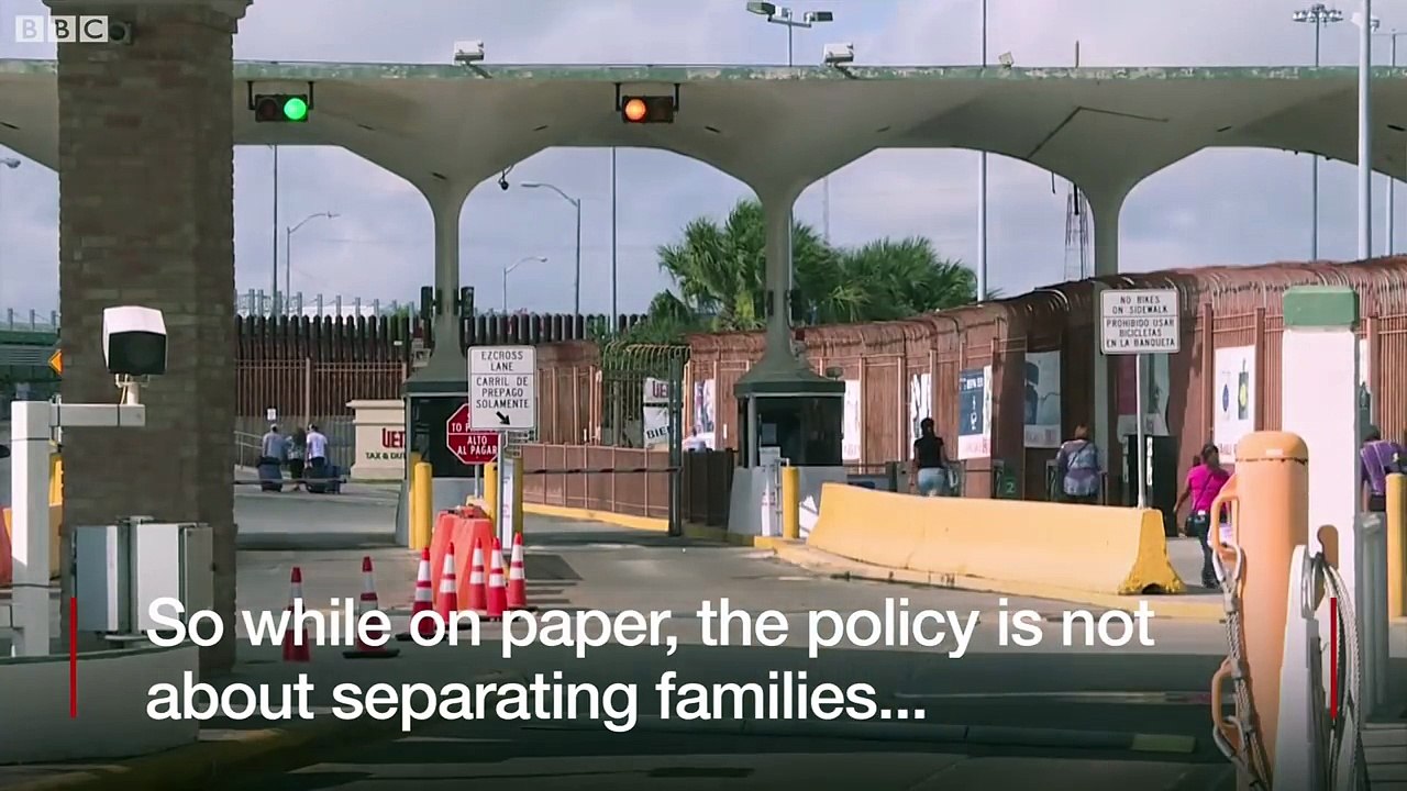 Five things to know about US child migrant separations - BBC News