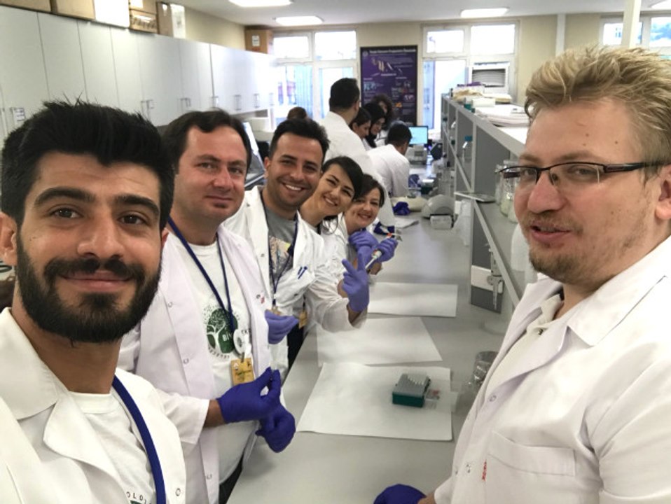 Trakya Üniversitesi "Geleceğin Teknolojisi Biyoteknoloji" Projesiyle Bir İlki Gerçekleştirdi