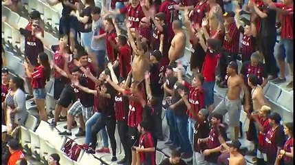 Assista todos os gols do passeio do Atlético-PR sobre o Vitória. 4 x 0