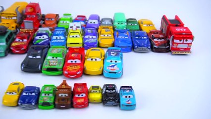 CARS 3 THOMASVILLE SPPEDWAY SMOKEY HUDSON LIGHTNING CRUZ RACE TRACK STORAGE CASE PLAYSET T