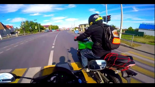 MotoR speed run Yamaha R1 on highway