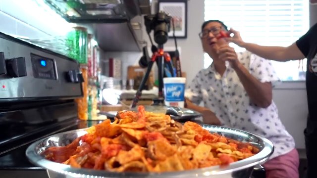 ICE CREAM SANDWICH VS ICE CREAM SANDWICH