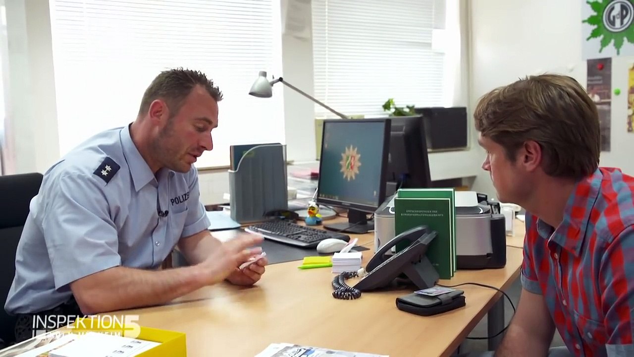 Oma ist total sauer: Hat die Pflegerin sie bestohlen? | TEIL 2/2 | Inspektion 5 | SAT.1 TV