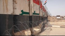 Iraq builds fence along Syria border to block ISIL fighters