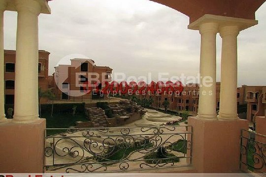 for sale in emerald park twin house semi finished new cairo