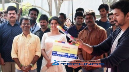 Actor Vijay Surrounded Fans At Sarkar Shooting