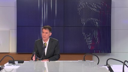 Par son comportement dans l'affaire Benalla, Emmanuel Macron utilise "des procédés qui sont ceux de Trump", estime Olivier Faure