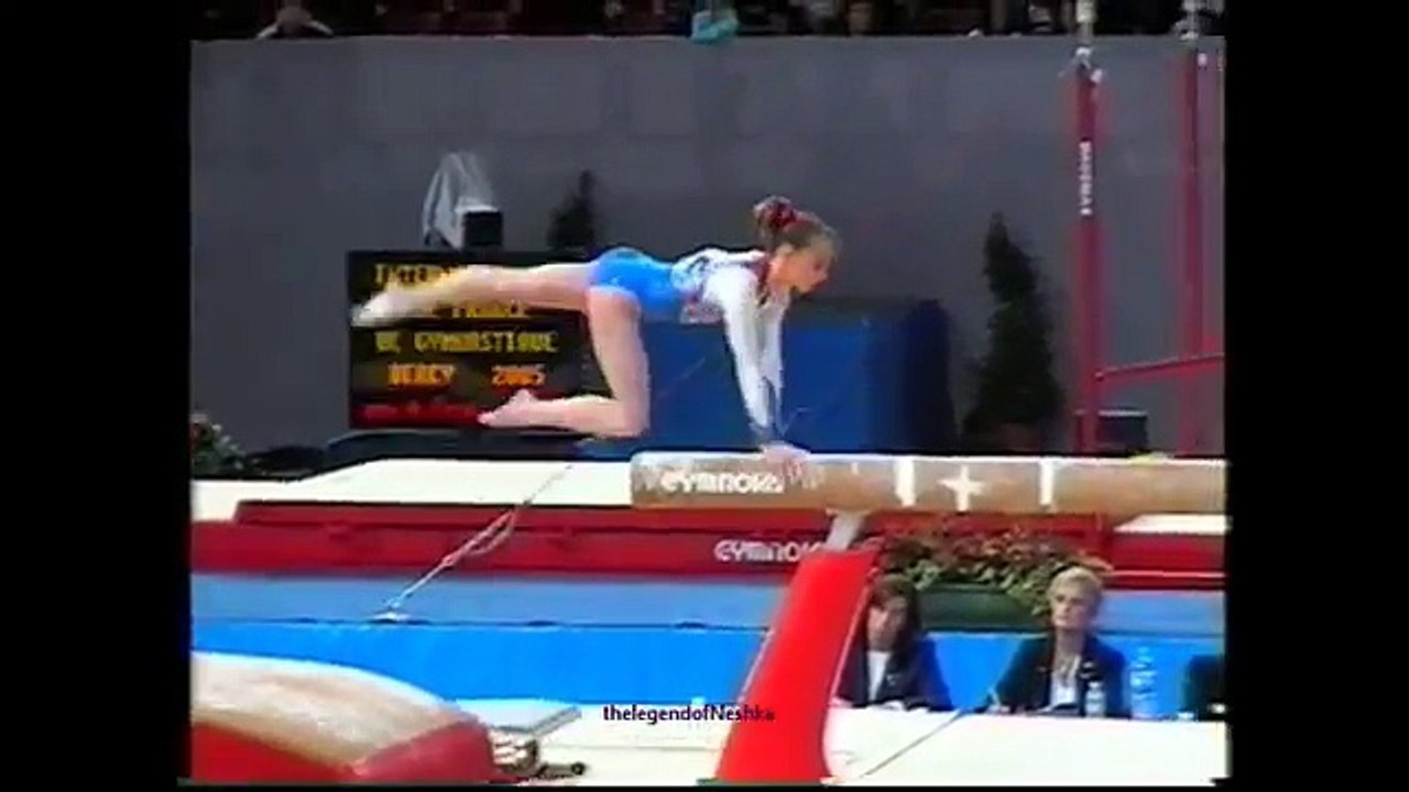 Emilie LE PENNEC (FRA) beam - 2005 French internationals Qualifs
